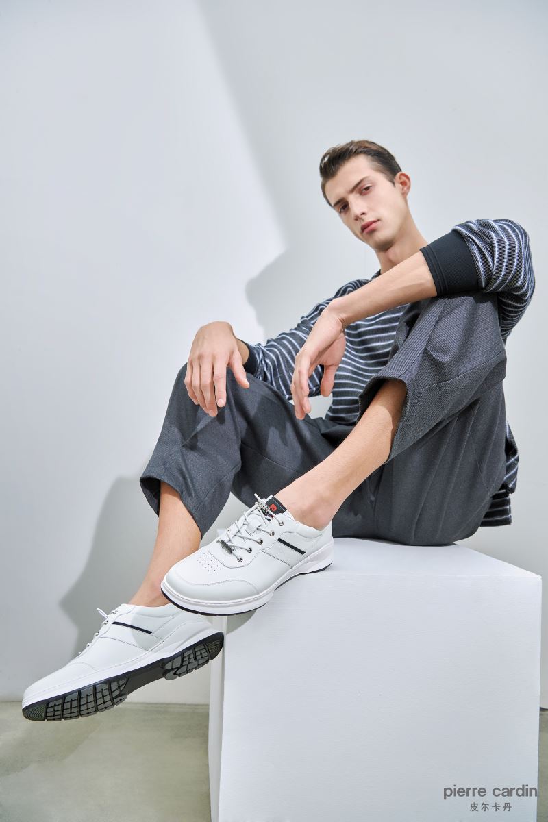 常穿正装皮鞋臭脚该怎么解决